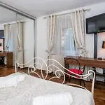 Апартаменты Luxury Xenia *